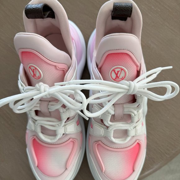 Louis Vuitton Archlight Sneaker Pink/White - Picture 7 of 10